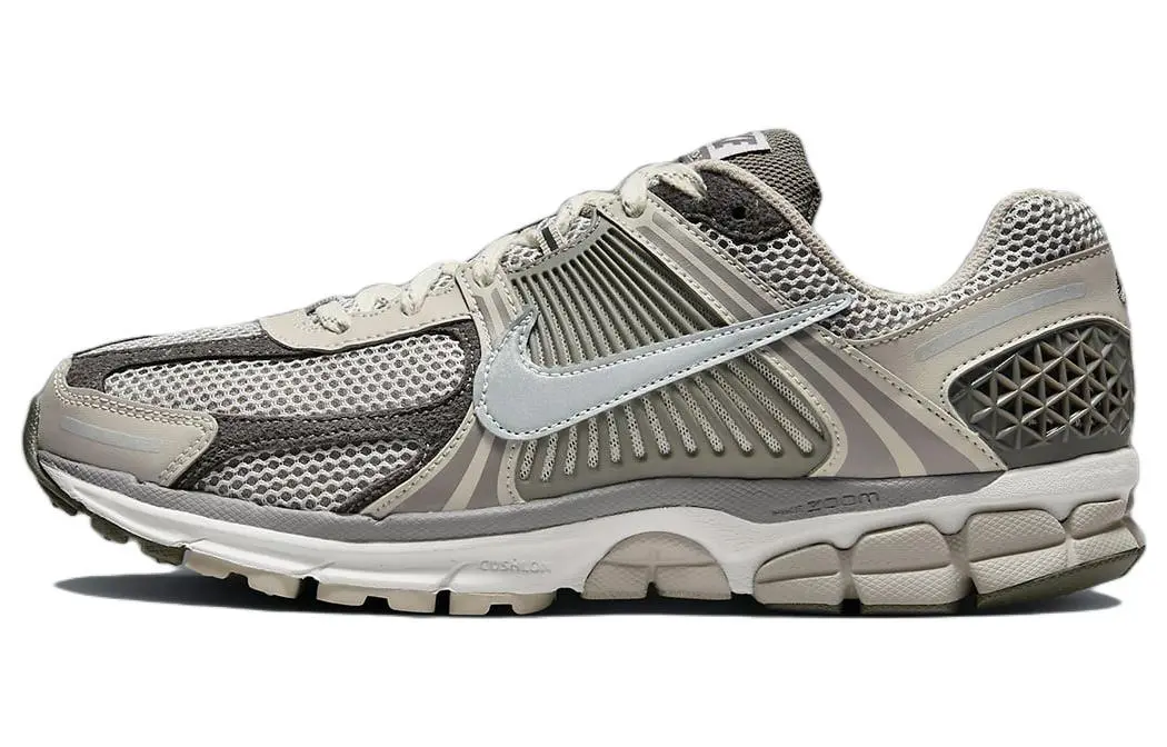 Nike Air Zoom Vomero 5 'Light Iron Ore'