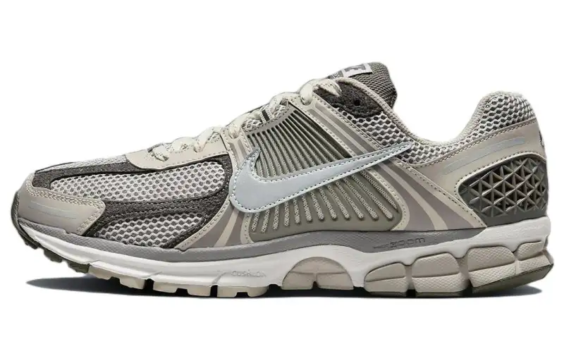 Nike Air Zoom Vomero 5 'Light Iron Ore'