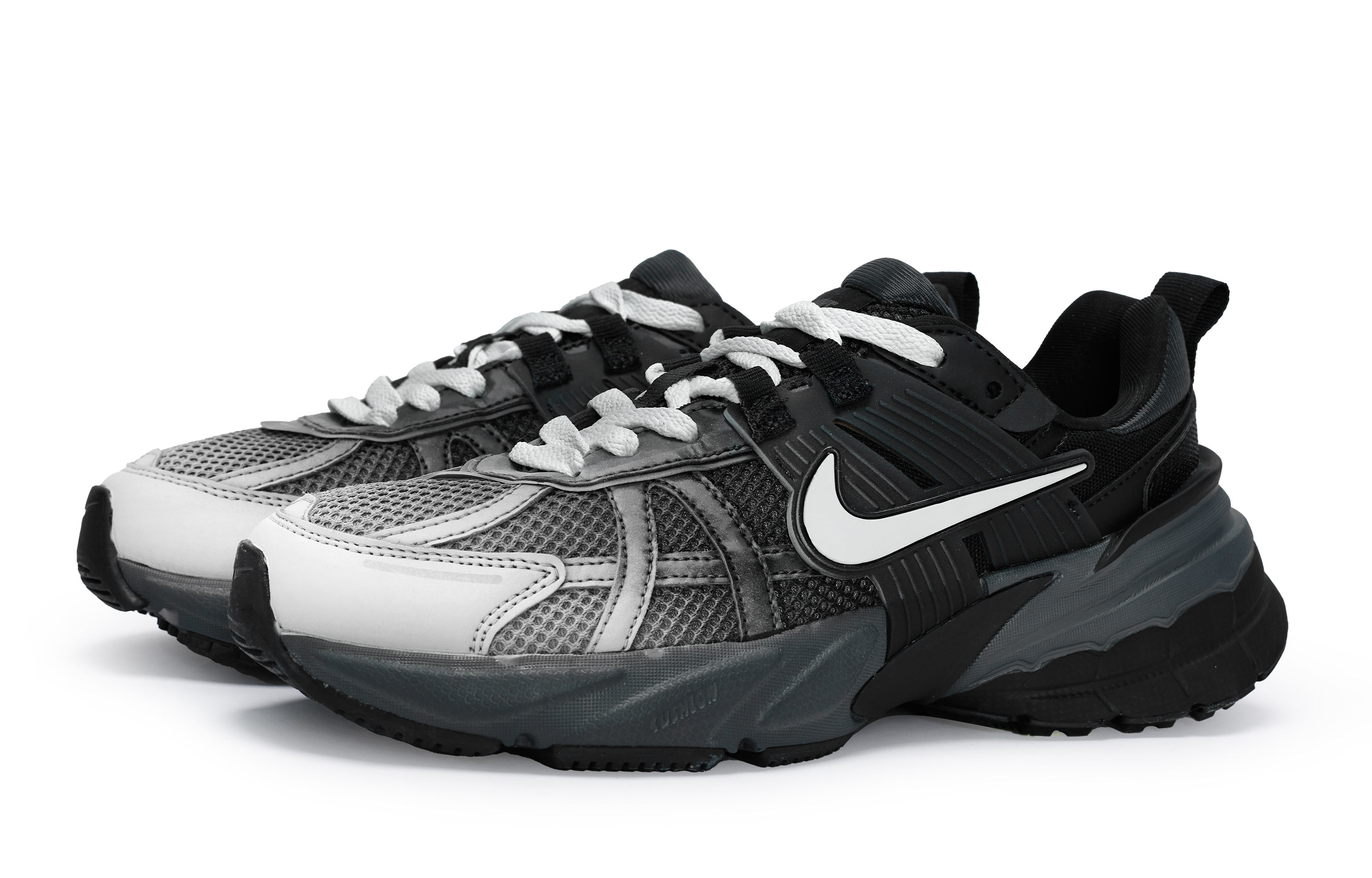 Nike Cushioning Abrasion Resistant Cushioning, Wear Resistant Low top Casual Running Shoes Women’s Black White