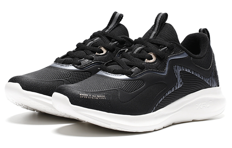 XTEP Lightweight Low top Running Shoes Women’s Black