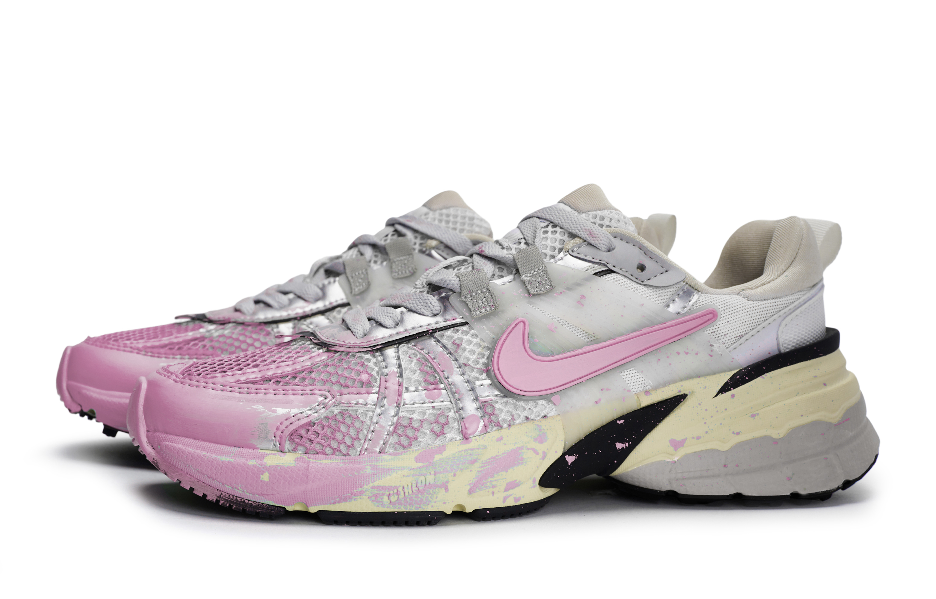 Nike V2K Run Slip Resistant Abrasion Resistant Low top Running Shoes Women’s Silver Pink