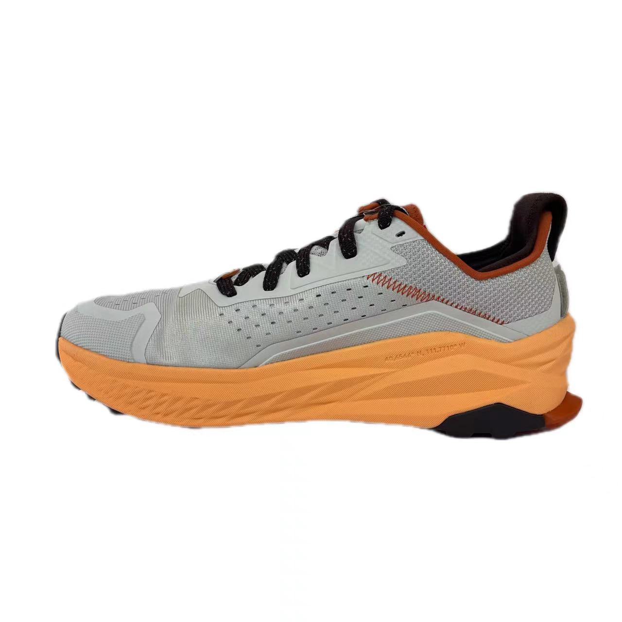 Altra OLYMPUS 6 Trendy Cushioning Support Low top Running Shoes Men’s Light Gray