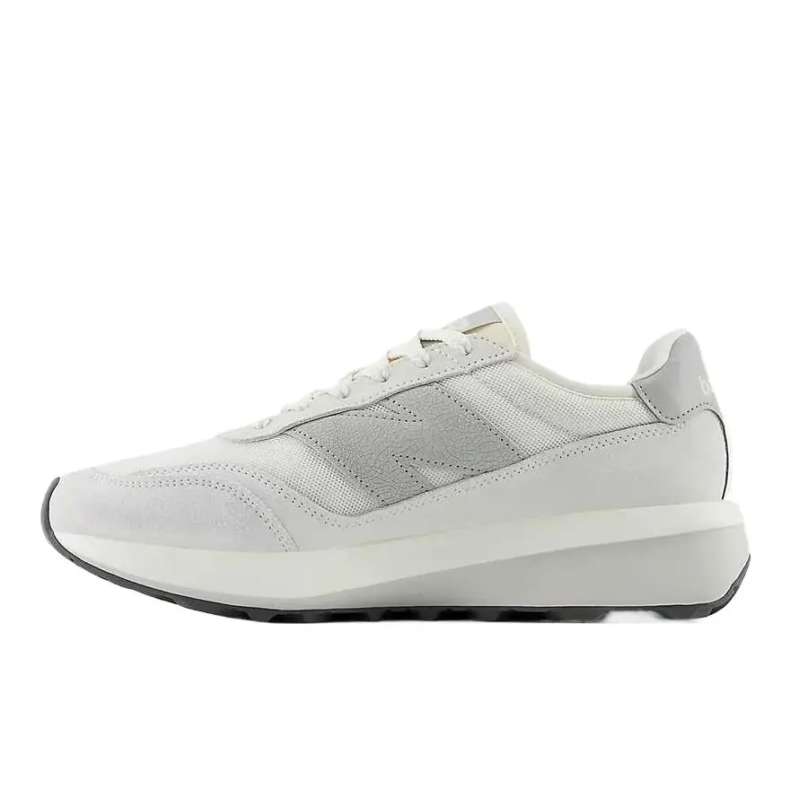 New Balance 370 sneakers