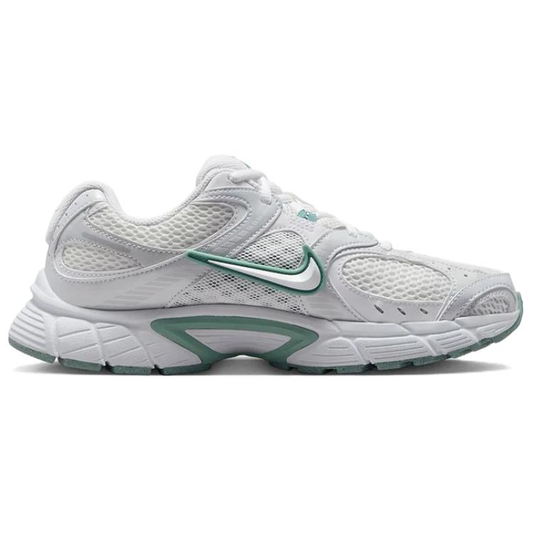 Nike V5 RNR Abrasion Resistant Abrasion Resistant Low top Casual Running Shoes Women’s White