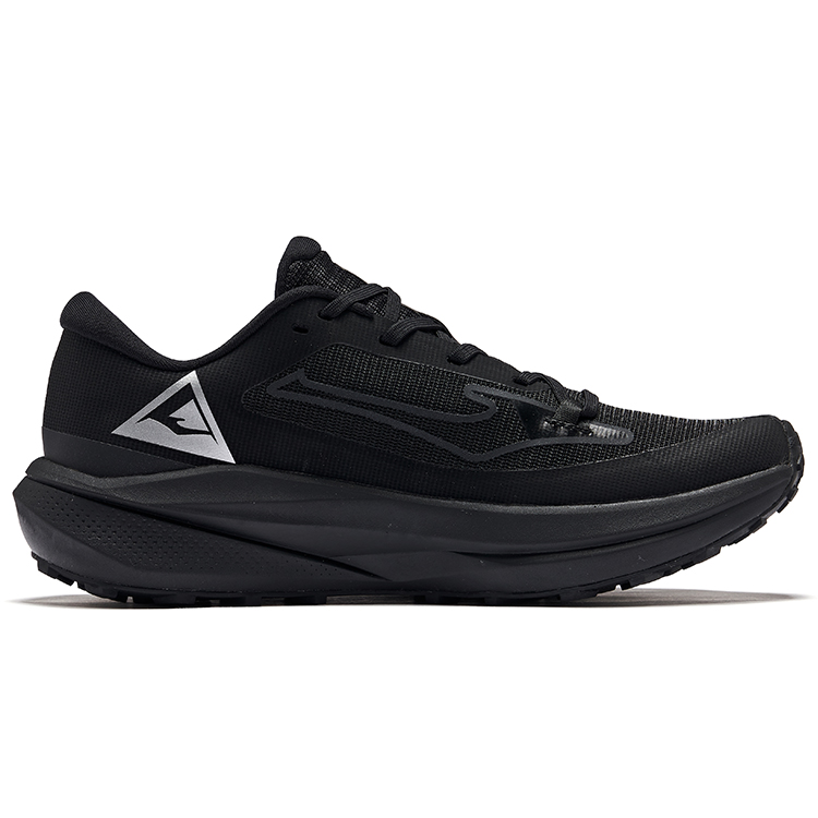 Erke Boundless Cushioning Slip Resistant Abrasion Resistant Coverage Lightweight