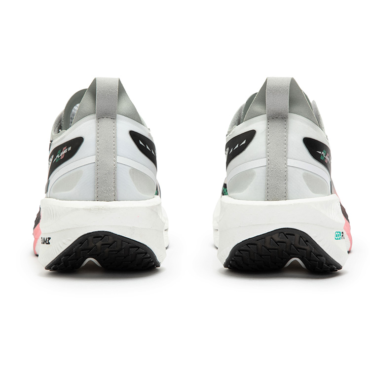 361° Flame 3 .5 Low top Running Shoes Unisex White Black Green