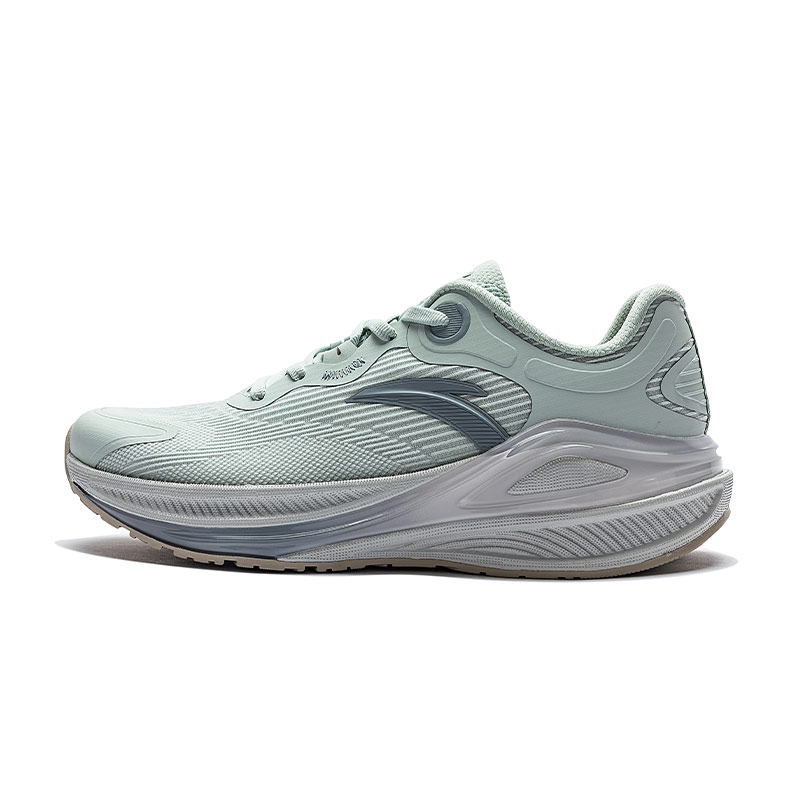 CHAOJIANTA Slip Resistant Abrasion Resistant Low top Running Shoes Women’s White Gray Green
