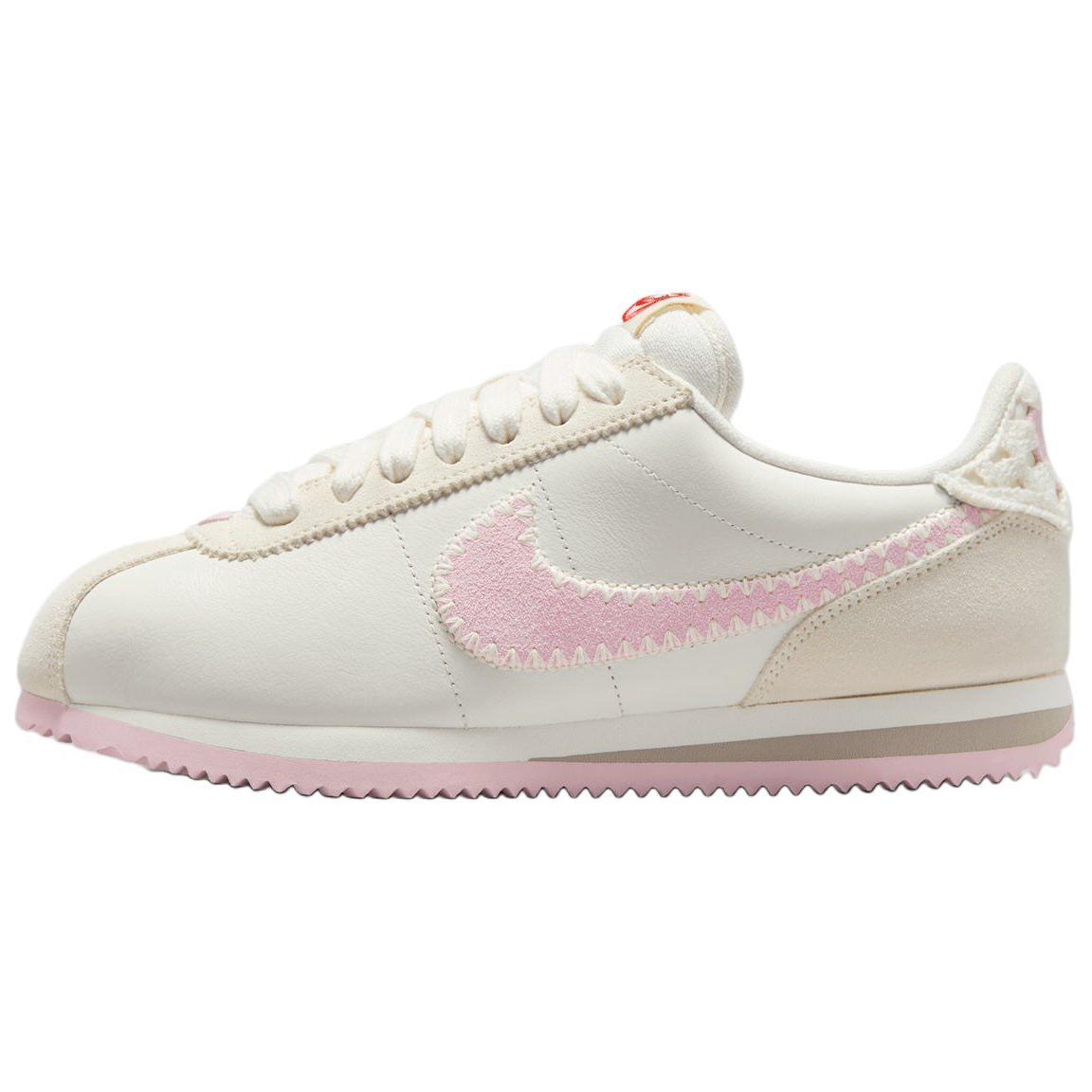 Женские кроссовки Nike Cortez (бело-розовые)