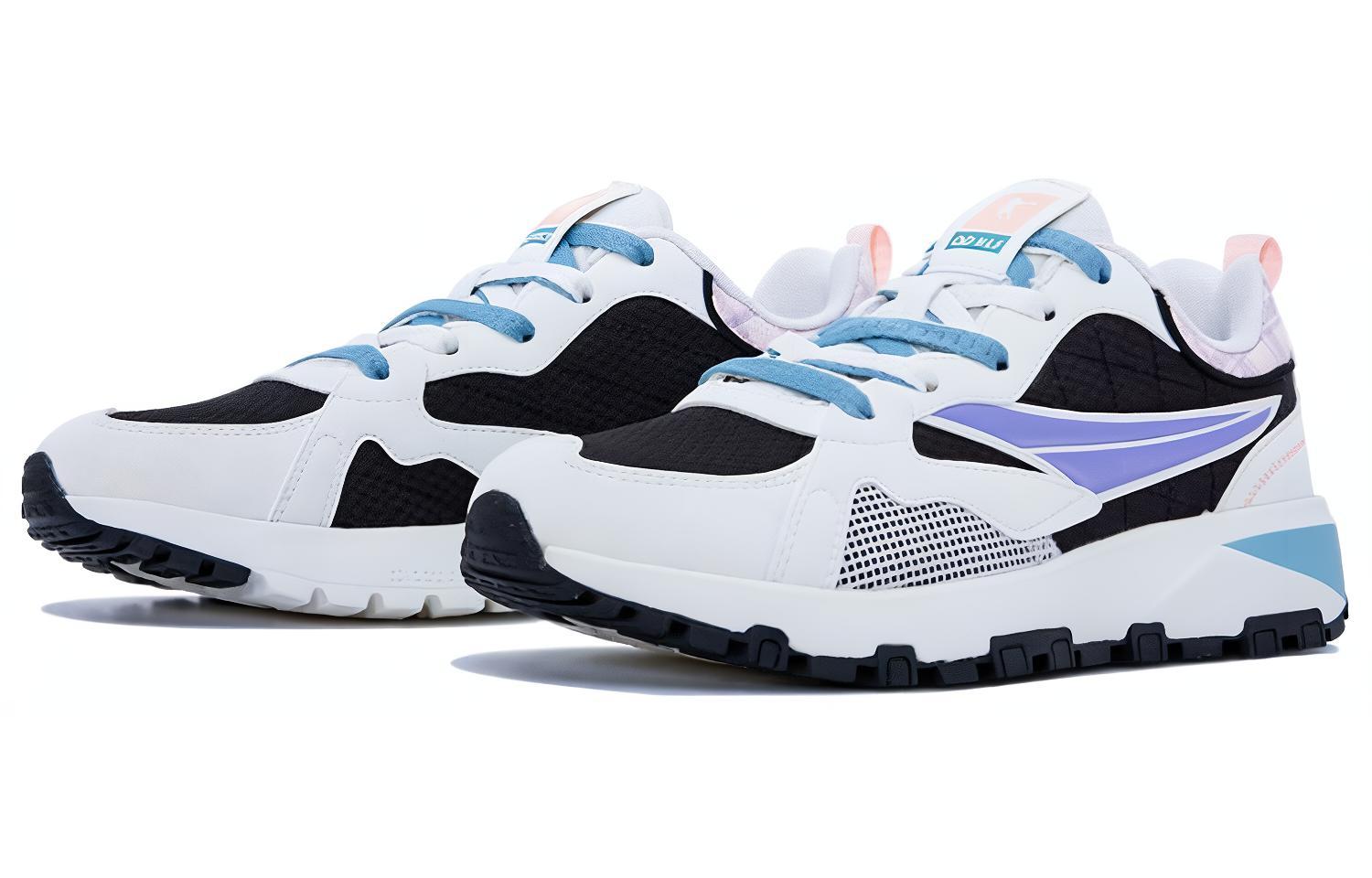 QIAODAN Slip Resistant Abrasion Resistant Low top Running Shoes Women’s White Black
