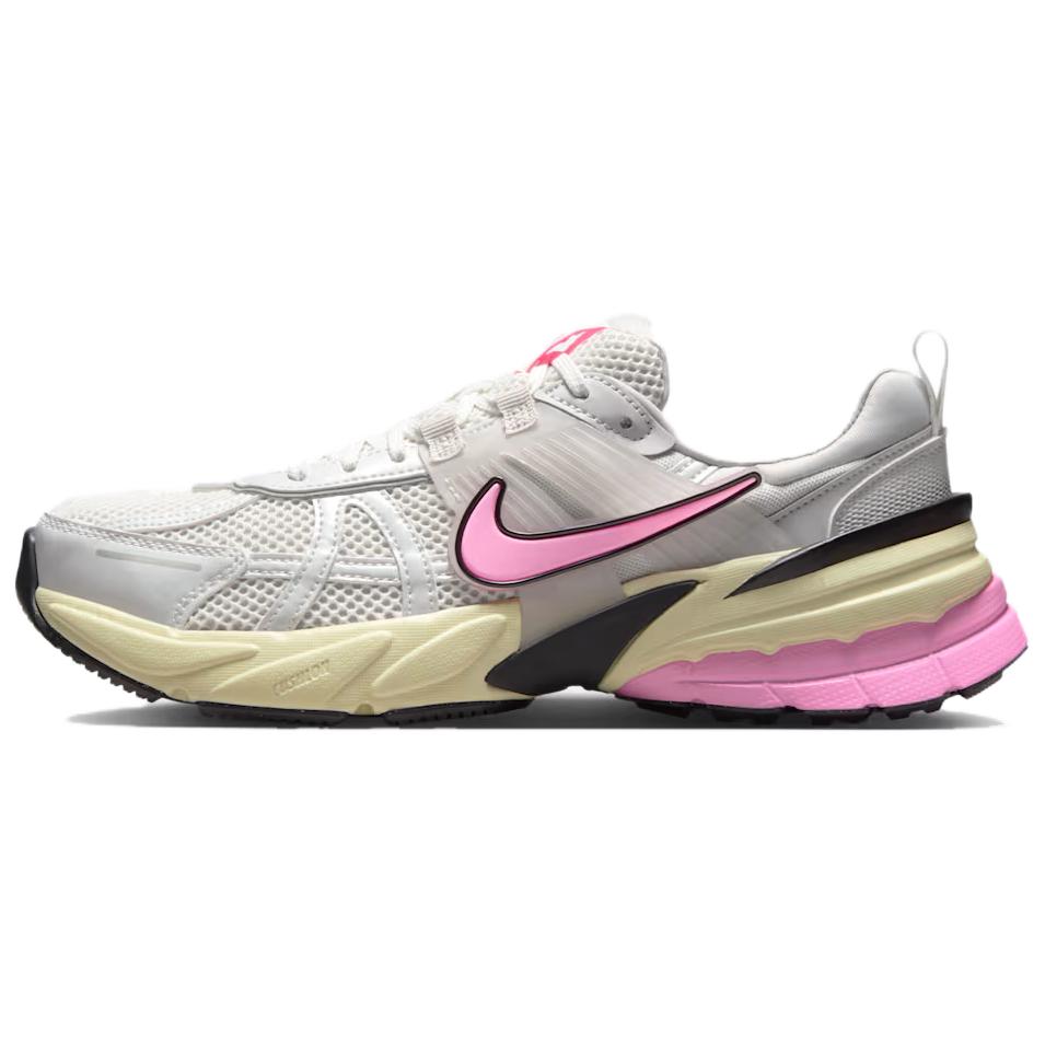 Женские кроссовки Nike V2K Run (бело-серо-розовые)