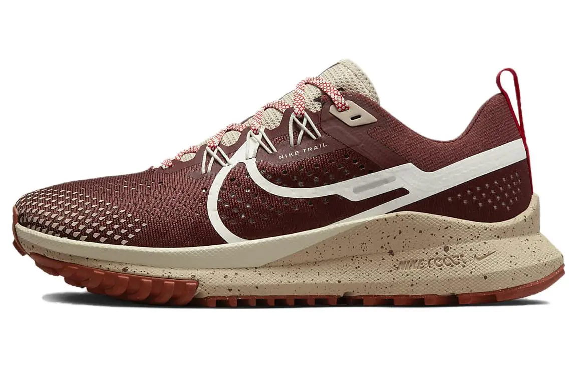 Nike Pegasus Trail 4 Dark Pony Picante Red Women's