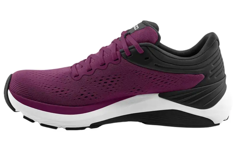 Topo Athletic Ultrafly 4 Cushioning, Wear Resistant Low top Running Shoes Women's Black Purple