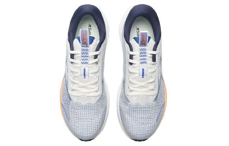 XTEP Cushioning Low top Running Shoes Men’s White Blue