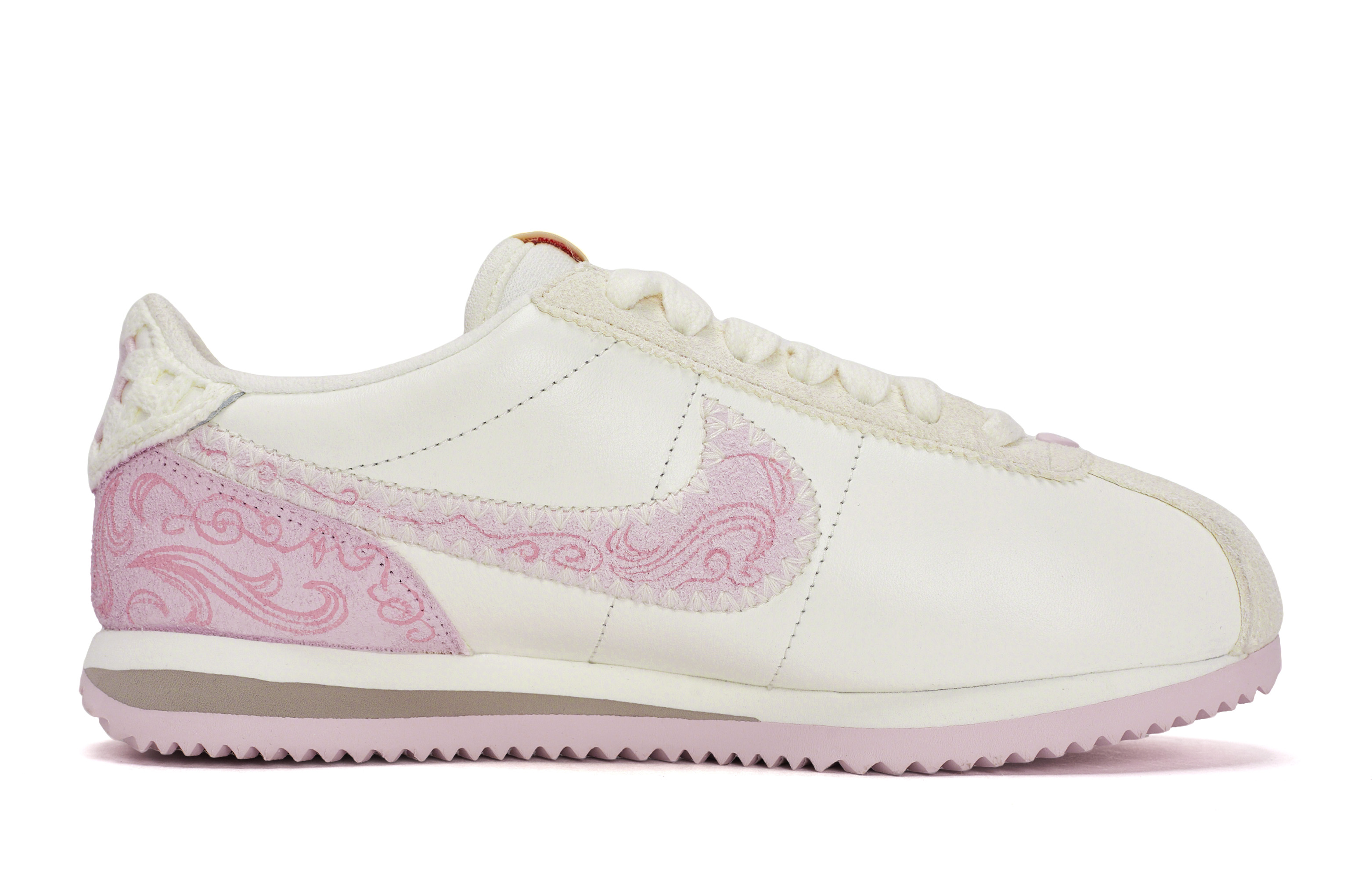 Nike Cortez Slip Resistant Abrasion Resistant Low top Running Shoes Women’s White Pink