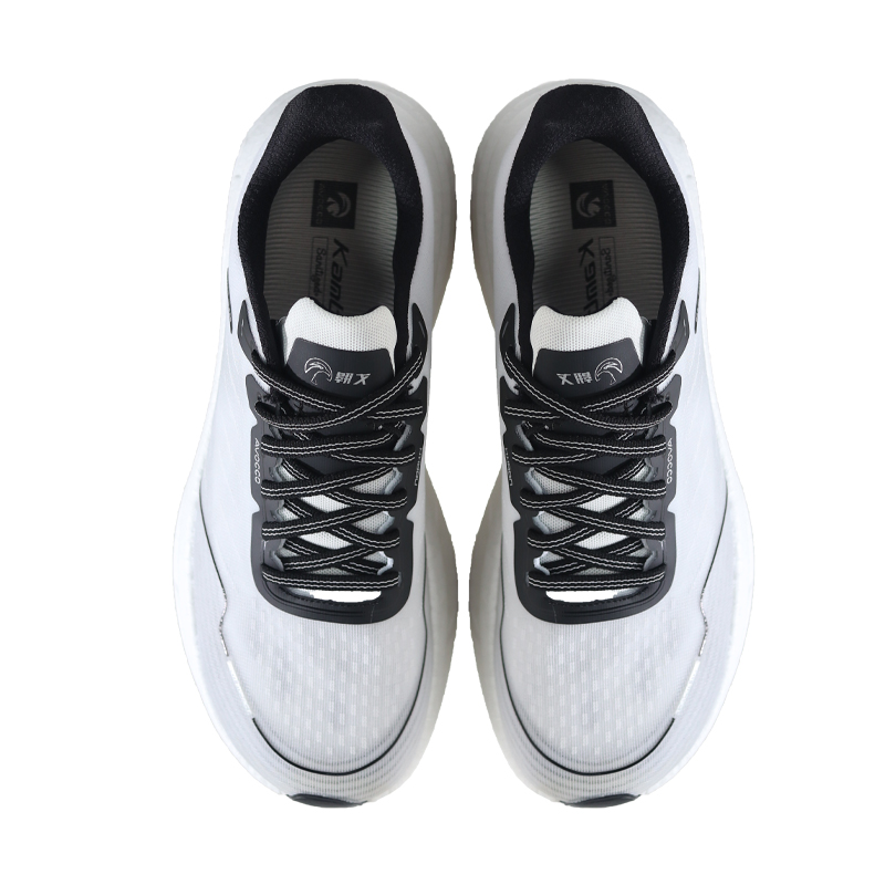 AVOCCO Low top CPU Outsole Running Shoes Unisex Black White