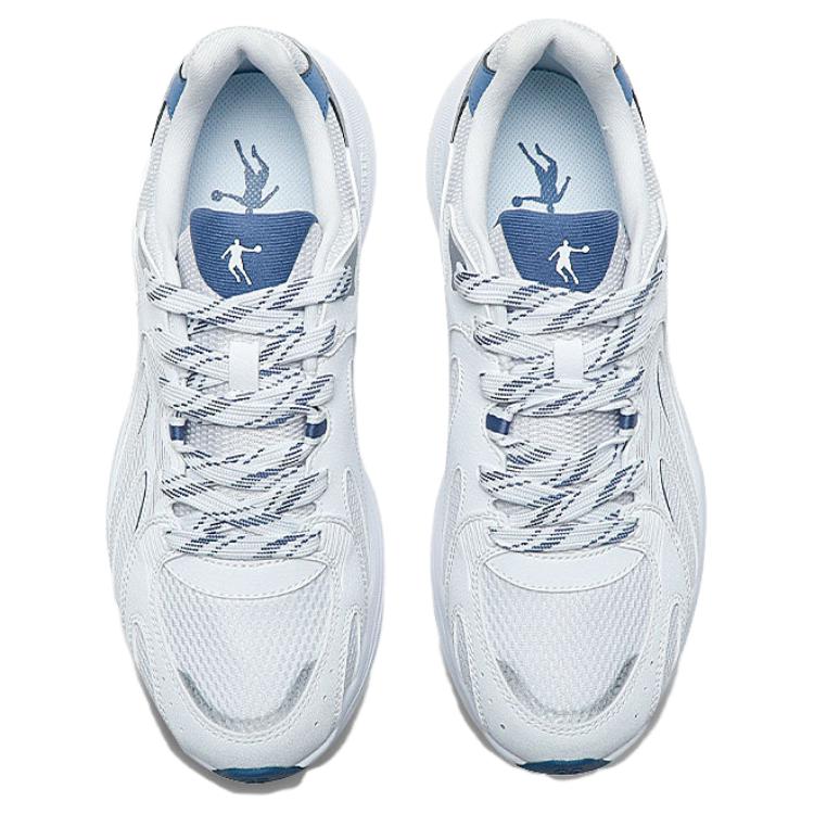 QIAODAN Slip Resistant Abrasion Resistant Low top Casual Running Shoes Men’s White Silver