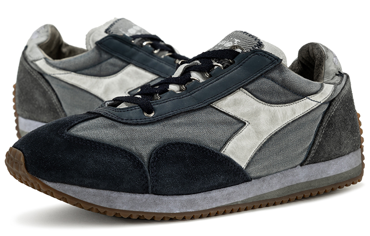 diadora Equipe H Dirty Stone Wash Evo ‘Classic Navy’