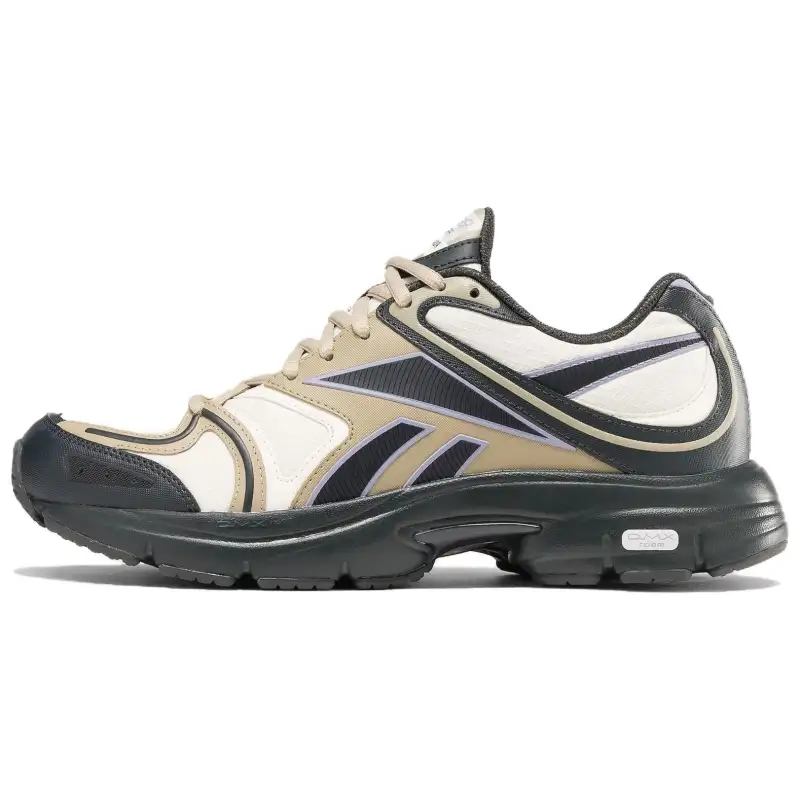 Reebok Road Plus Vi trainers