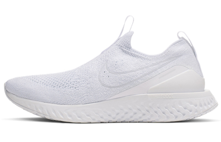 Женские кроссовки Nike Nike Epic React Flyknit (белые)