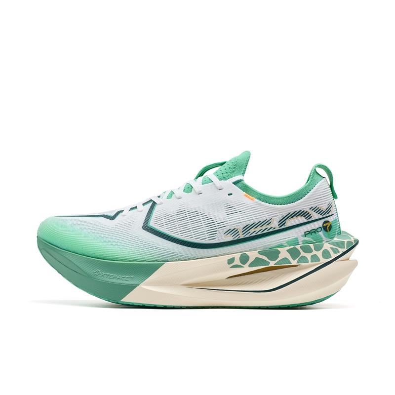 XTEP 160X 7.0PRO Running Shoes Men’s Low Top Classic White/Winter Green