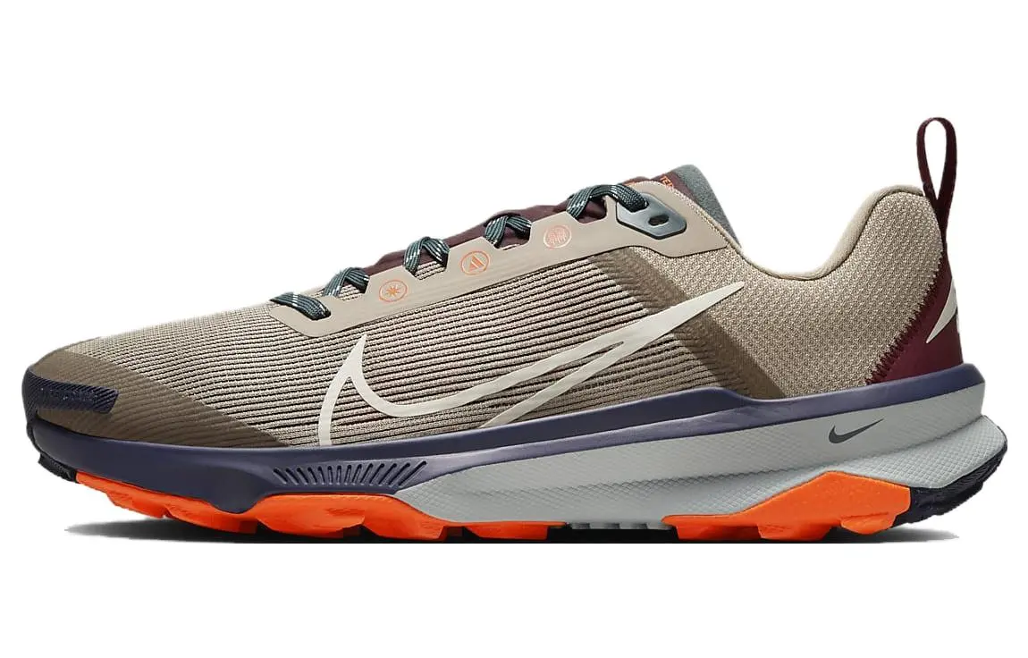 Nike Kiger 9 Comfortable Low top Trail Running Shoes Men's Khaki