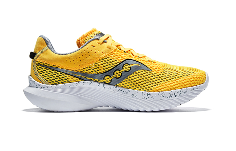 Saucony Kinvara Elite 14 Low top Running Shoes Men’s Yellow Black