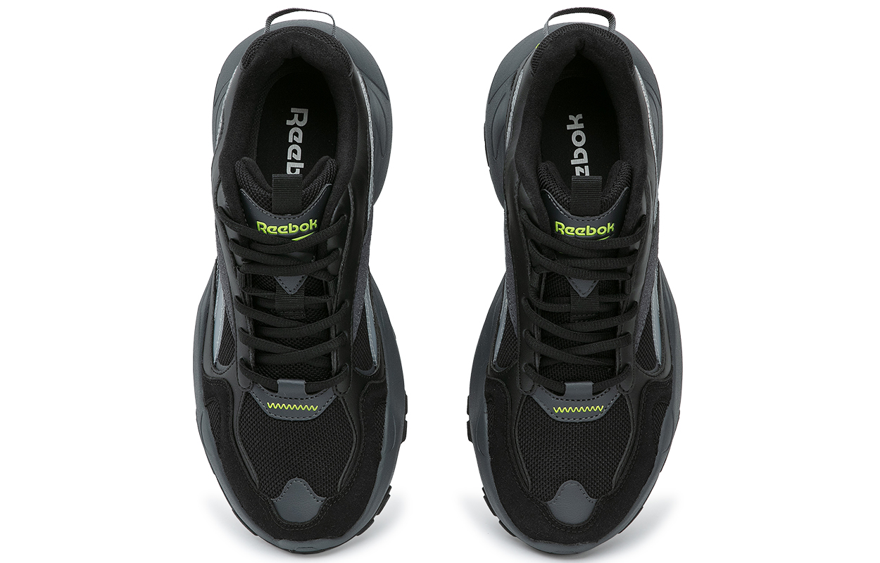Reebok FLUFFI PUFF CN Low top Running Shoes Unisex Black Warrior