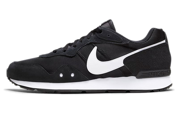 Nike Venture Runner 'Black White'