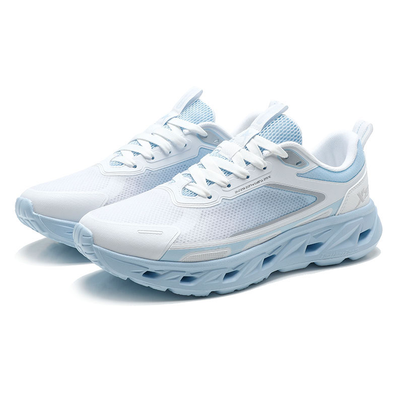 XTEP Cushioning Breathable Low top Outdoor Shoes Men’s Classic White Ripple Blue