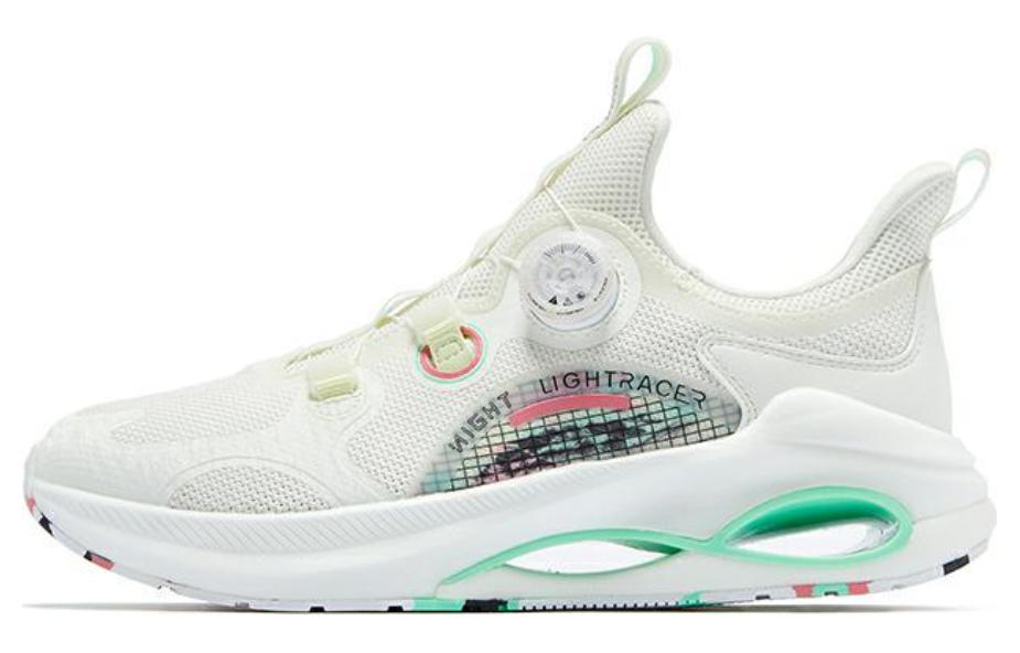 QIAODAN Comfortable Slip Resistant Lightweight Rebound Low top Running Shoes Men’s White Green