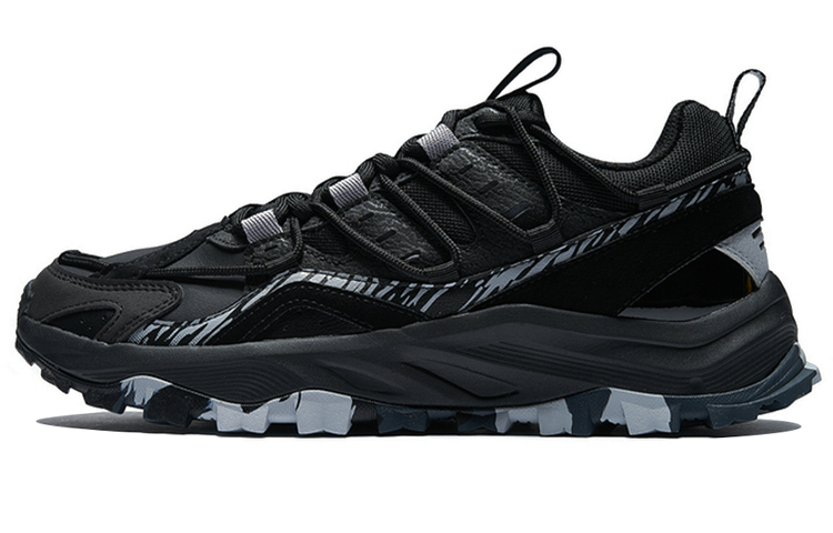 XTEP Fabric Slip Resistant Abrasion Resistant Low top Outdoor Shoes Men’s