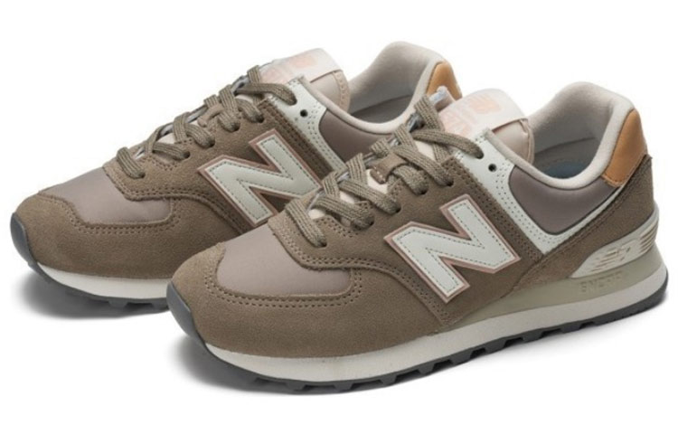 Женские кроссовки New Balance 574 (какиe) — Тёмно-серый — фото 2