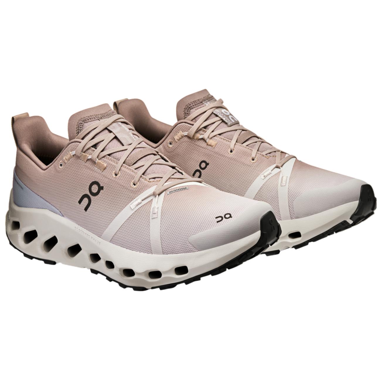 On Cloudsurfer Trail sneakers