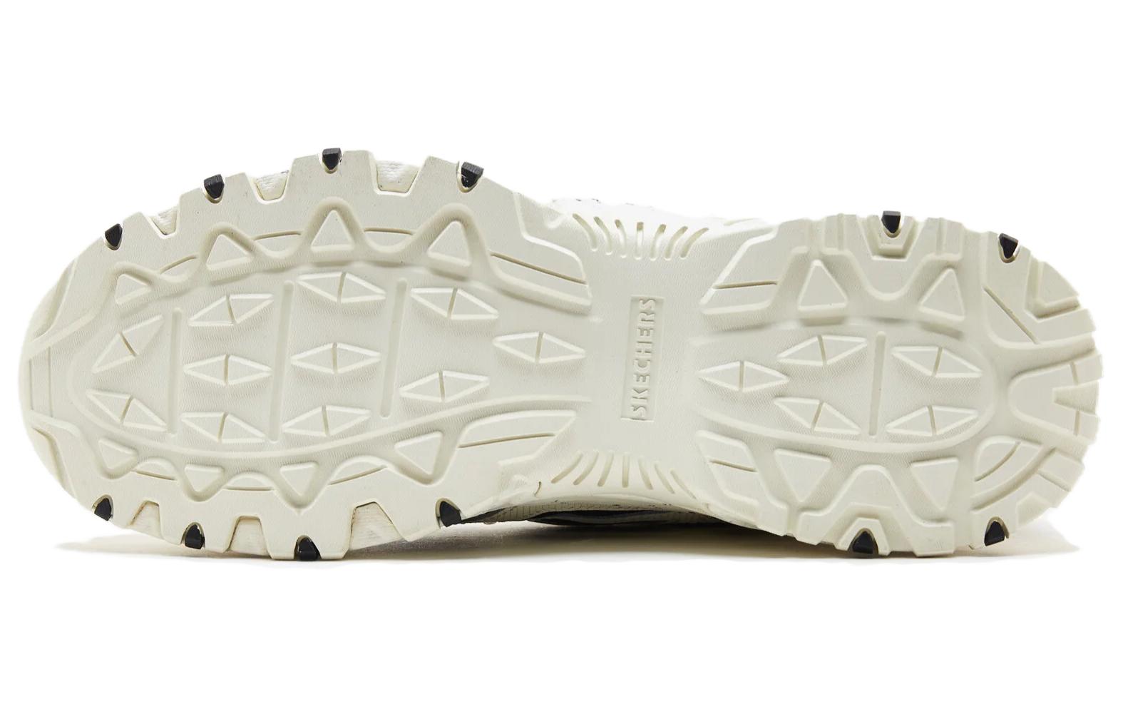 Skechers Hillcrest Mid top Outdoor Shoes Men’s White Black
