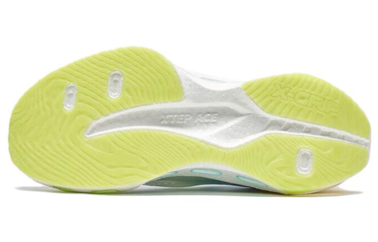 XTEP Slip Resistant Abrasion Resistant Low top Running Shoes Women’s Pink Orange