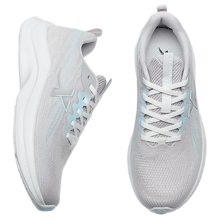 XTEP Abrasion Resistant Rebound Low top Running Shoes Women’s Gray Blue