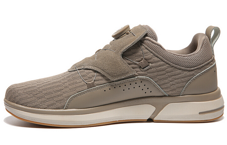 PEAK Cushioning Slip Resistant Cushioning Slip Resistant Low top Running Shoes Men’s Khaki