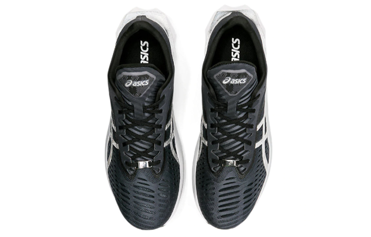 ASICS Novablast Platinum ‘Carrier Grey’