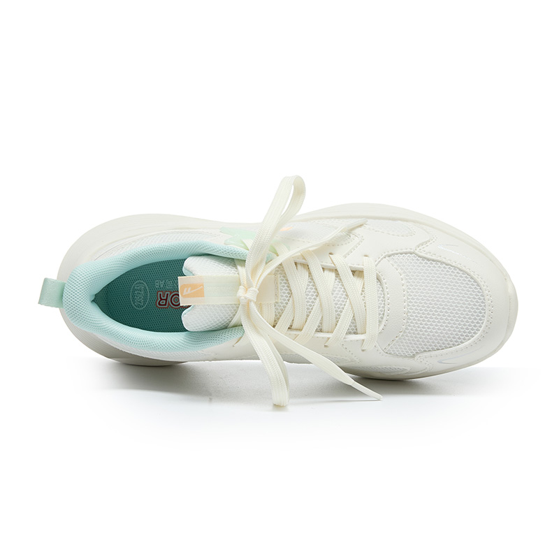 WARRIOR Running Shoes Women’s Low Top Beige/Green