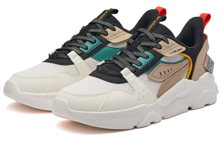 361° Low top Running Shoes Men’s White Black
