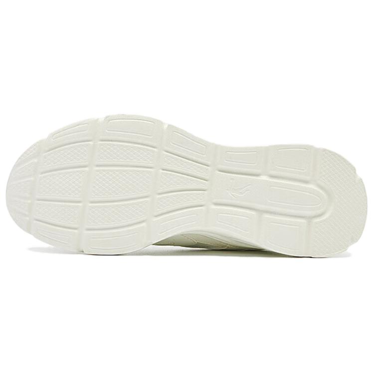 QIAODAN Cushioning Abrasion Resistant Cushioning, Wear Resistant Low top Running Shoes Women's White Purple