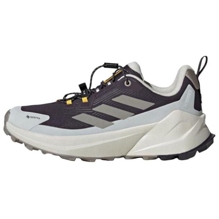 Женские кроссовки adidas Terrex