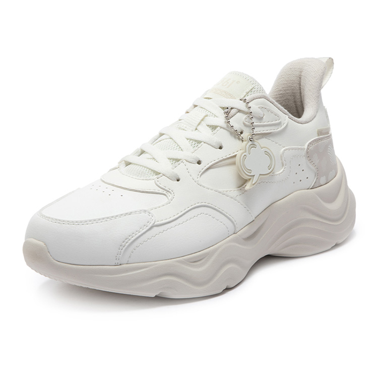 361° Linglong Collection Slip Resistant Abrasion Resistant Low top Running Shoes Women’s White Beige