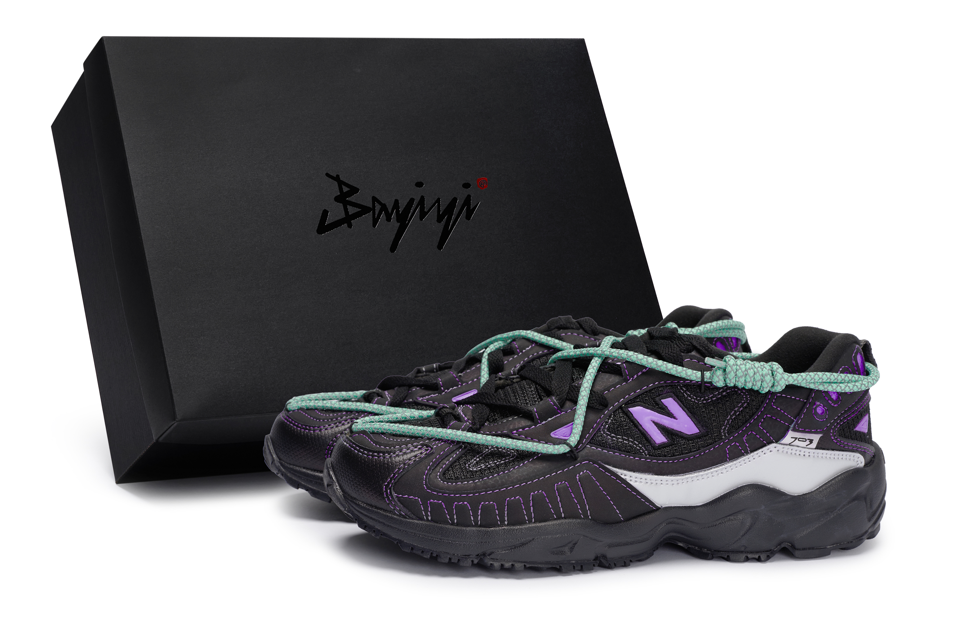 New Balance NB 703 Coverage Moisture Wicking Coverage Moisture Wicking Low top Outdoor Shoes Women’s Black Purple