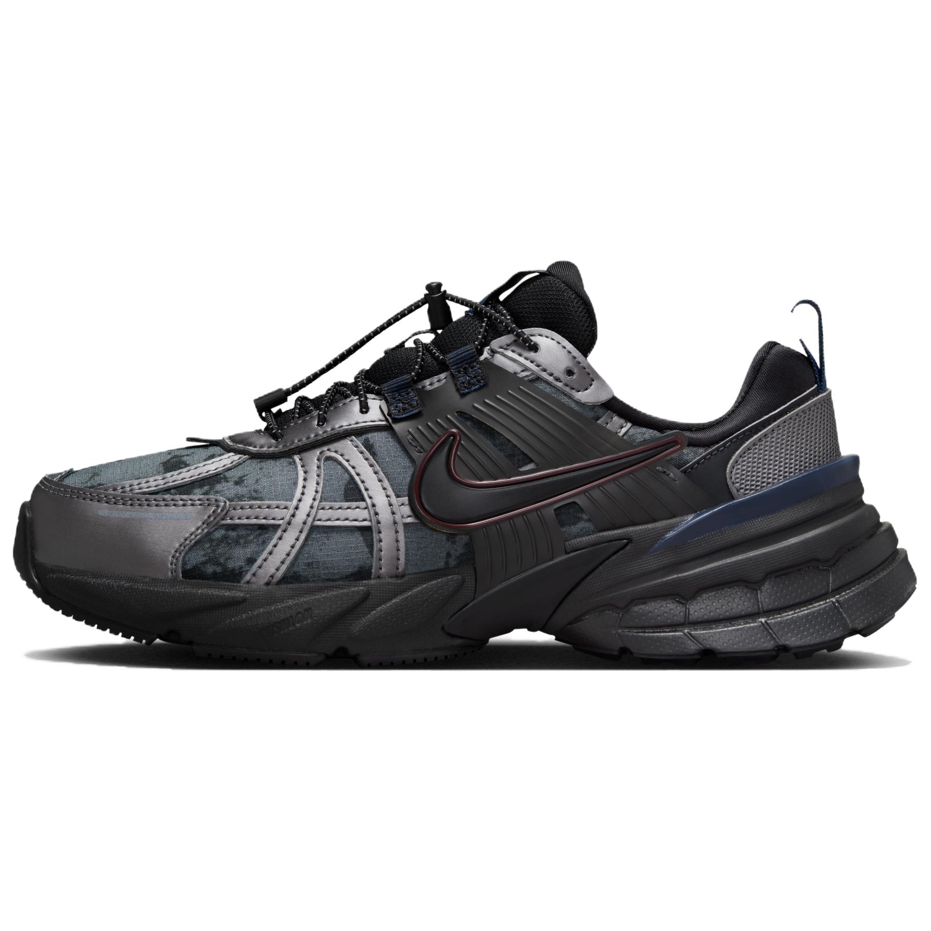 Женские кроссовки Nike V2K Run (черные)
