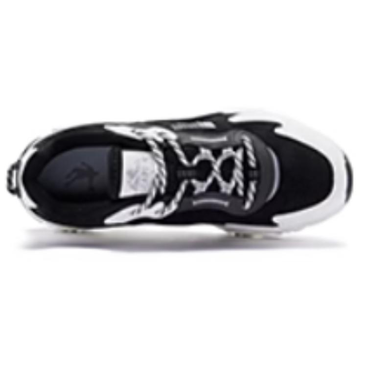 QIAODAN Slip Resistant Abrasion Resistant Low top Outdoor Shoes Women’s Black White