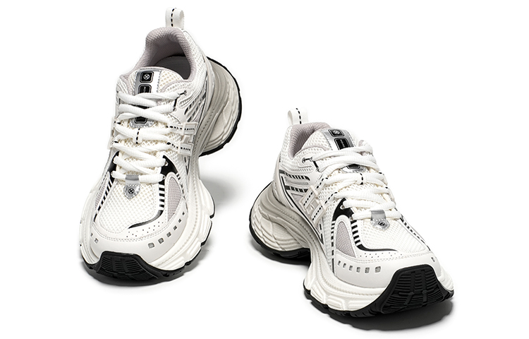 OG Offground Iceberg Slip Resistant Impact Resistant Abrasion Resistant Low top Casual Running Shoes Women’s White