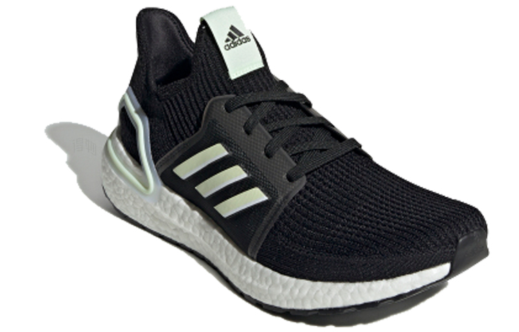 Мужские кроссовки adidas ULT M (черно-белые) — Чёрный / белый — фото 2