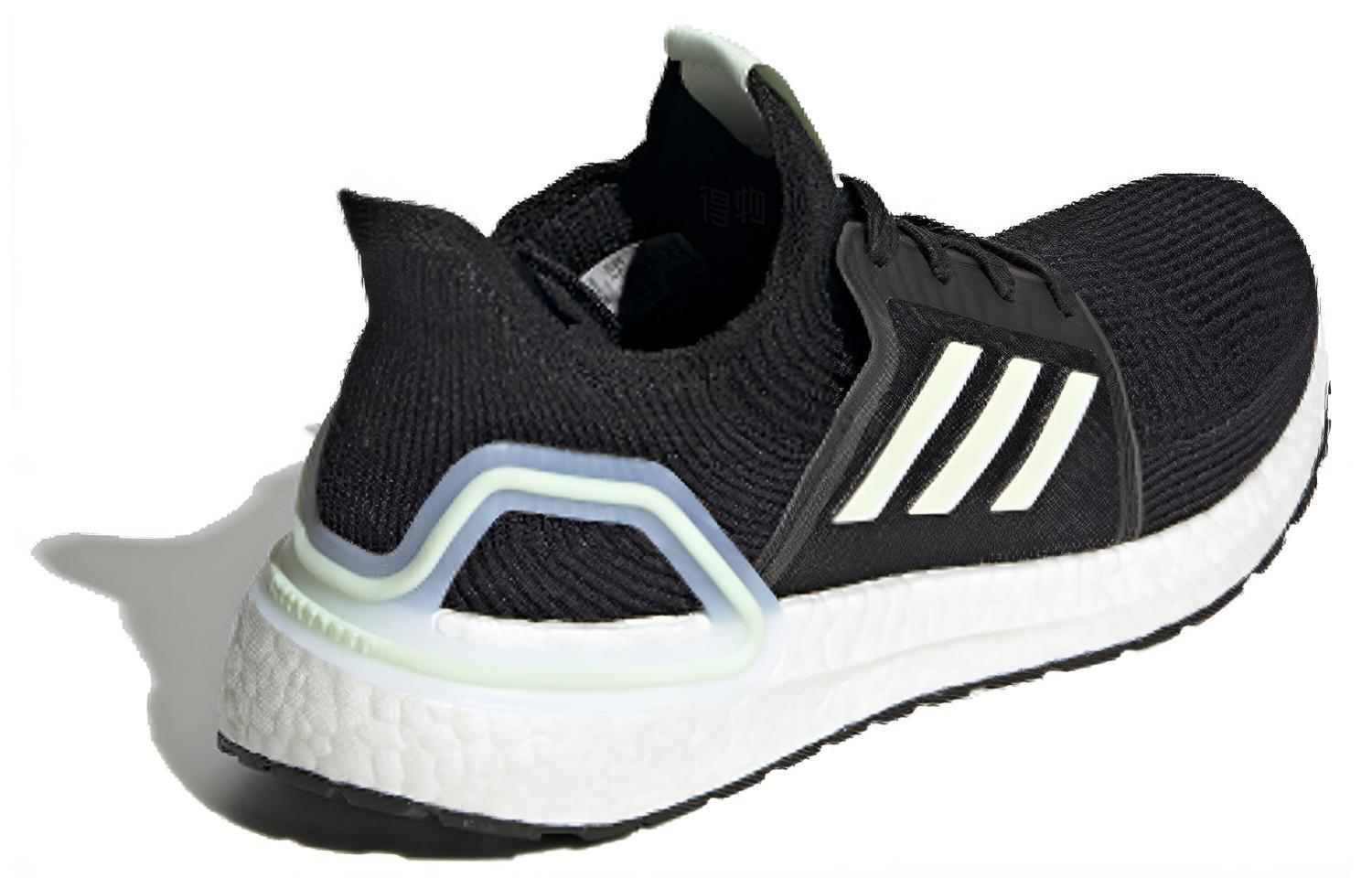 Мужские кроссовки adidas ULT M (черно-белые) — Чёрный / белый — фото 3