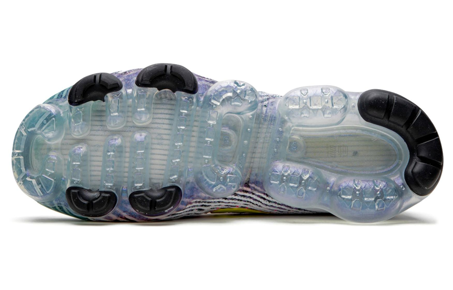 Мужские кроссовки Nike Air VaporMax 3.0 Dynamic Yellow (серебристо-желтые) — Серебристый / жёлтый — фото 5